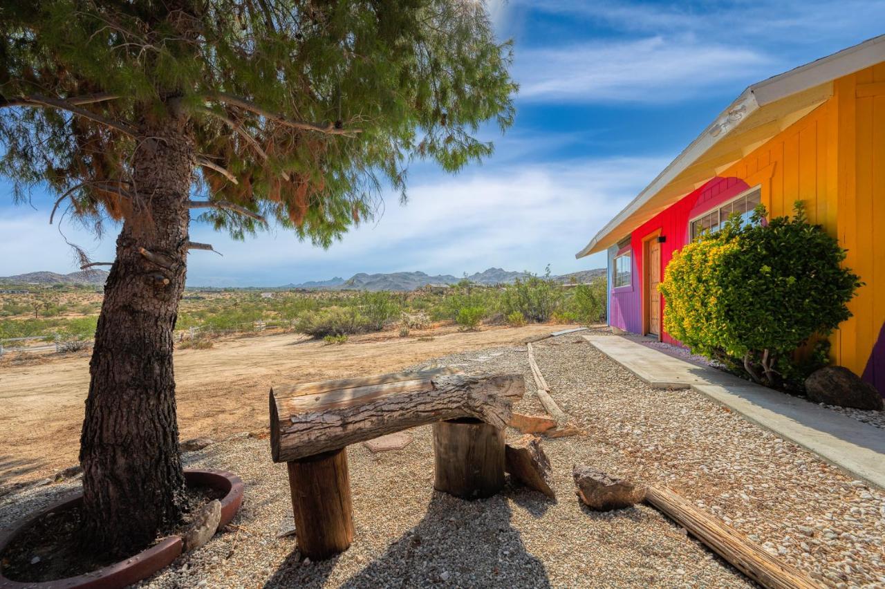 @ Marbella Lane - Rainbow House Glampers Paradise Joshua Tree Exteriör bild